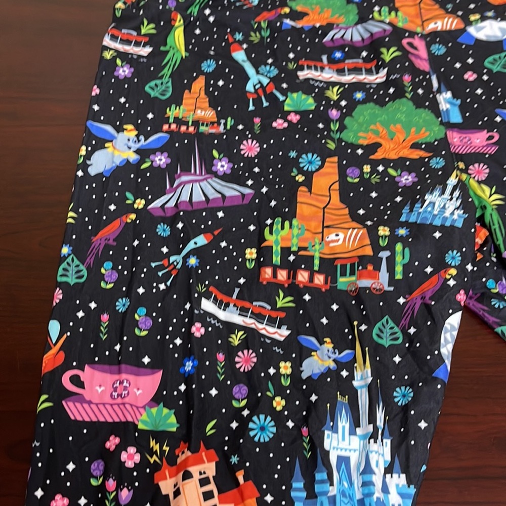 NWOT Disney Legging Super Stretchy - Picture 2 of 5